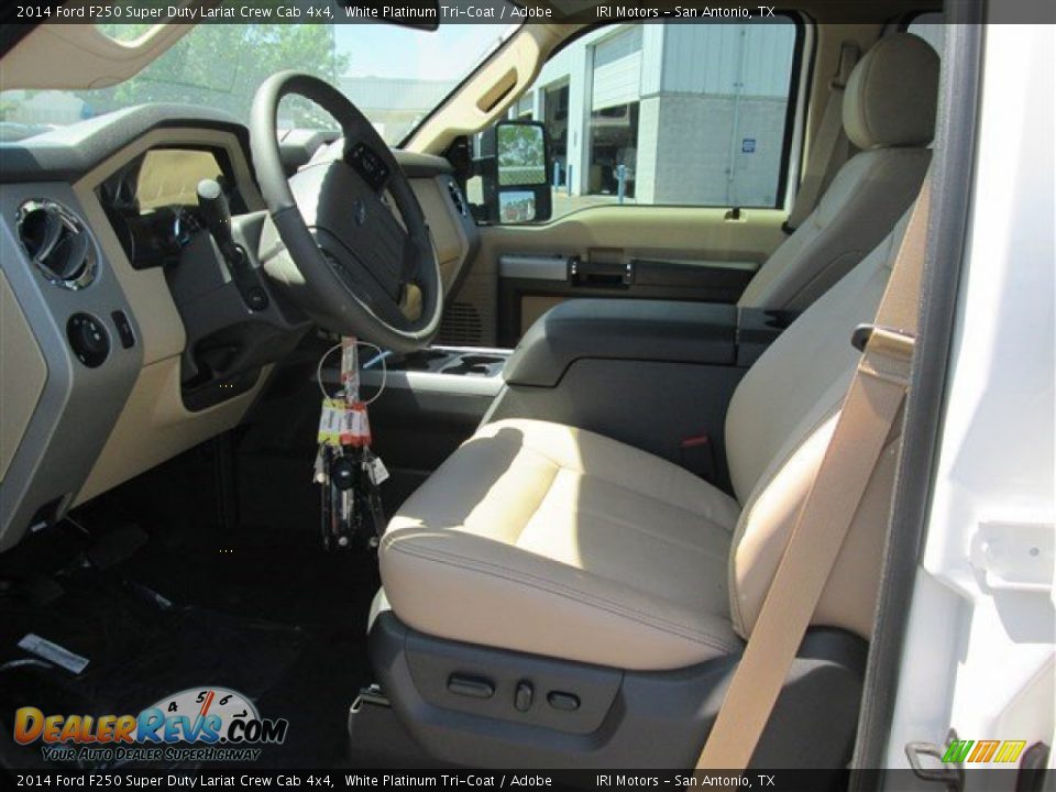 2014 Ford F250 Super Duty Lariat Crew Cab 4x4 White Platinum Tri-Coat / Adobe Photo #6