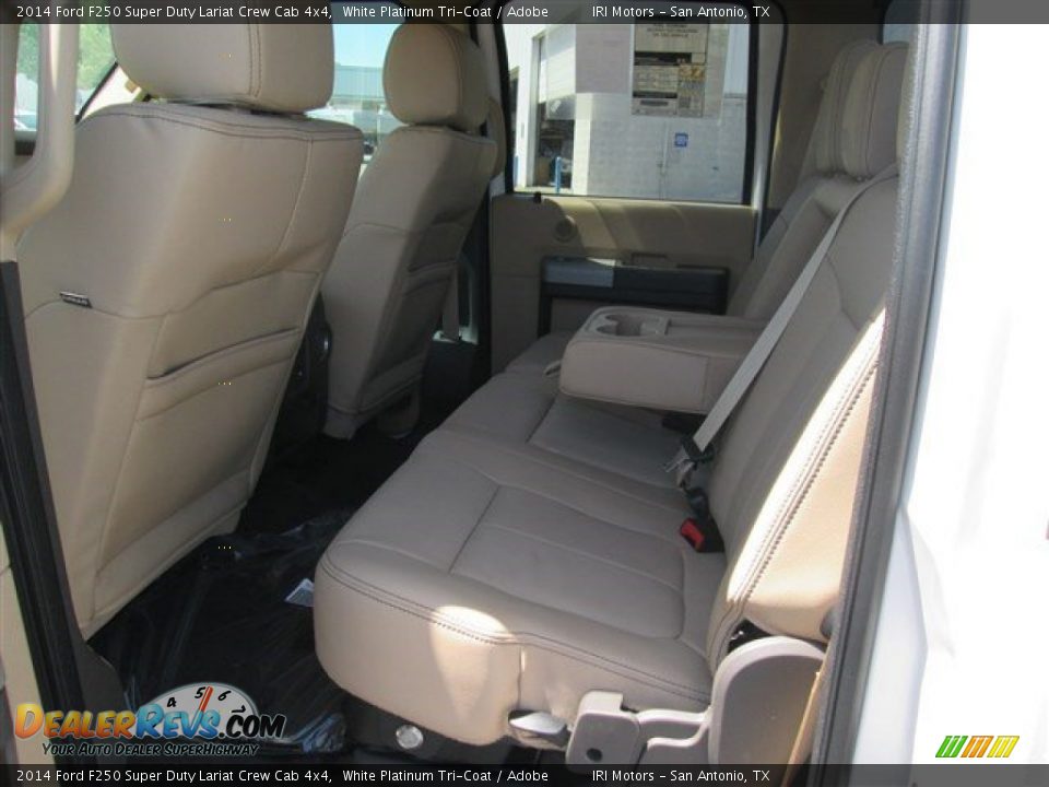 2014 Ford F250 Super Duty Lariat Crew Cab 4x4 White Platinum Tri-Coat / Adobe Photo #7