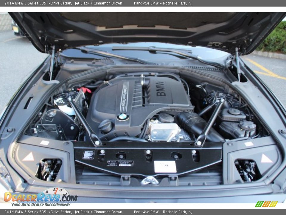2014 BMW 5 Series 535i xDrive Sedan 3.0 Liter DI TwinPower Turbocharged DOHC 24-Valve VVT Inline 6 Cylinder Engine Photo #27