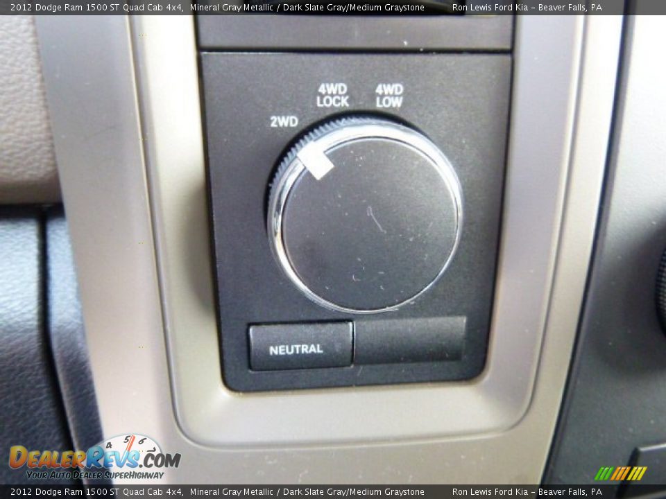 2012 Dodge Ram 1500 ST Quad Cab 4x4 Mineral Gray Metallic / Dark Slate Gray/Medium Graystone Photo #16
