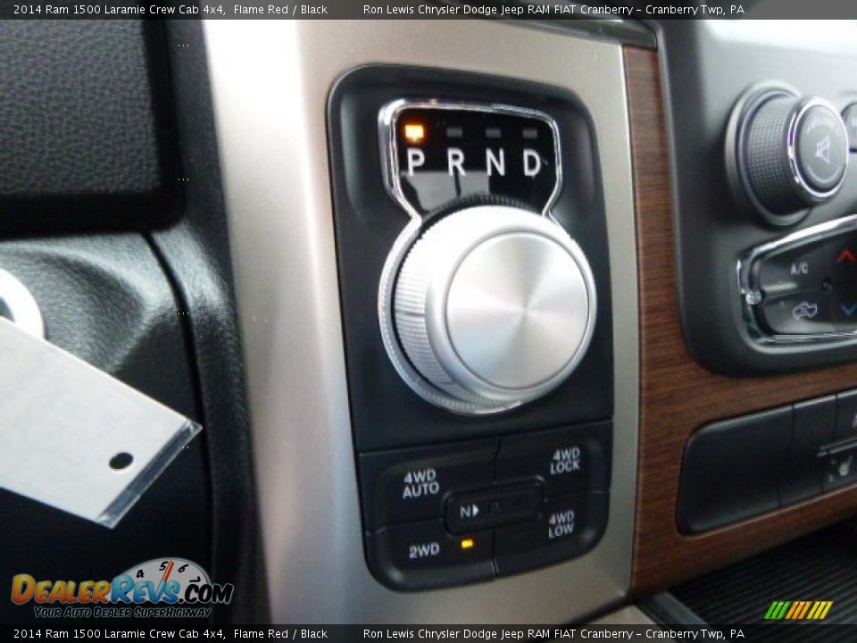 2014 Ram 1500 Laramie Crew Cab 4x4 Flame Red / Black Photo #17