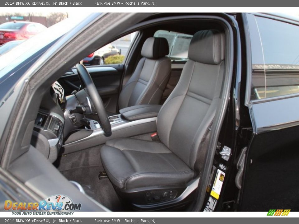 Front Seat of 2014 BMW X6 xDrive50i Photo #12