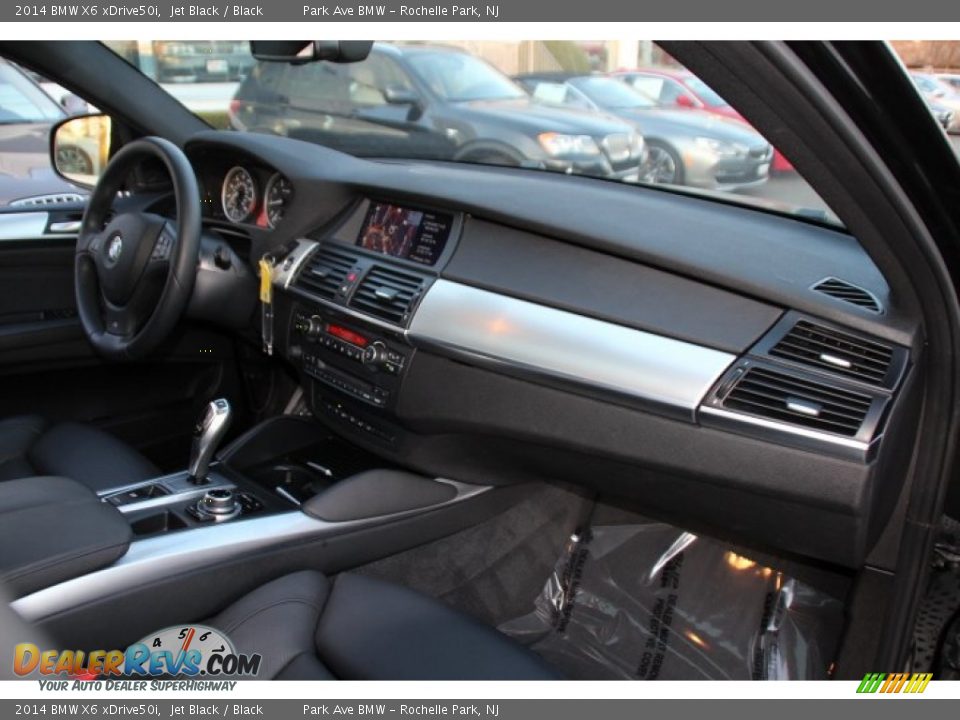 2014 BMW X6 xDrive50i Jet Black / Black Photo #26