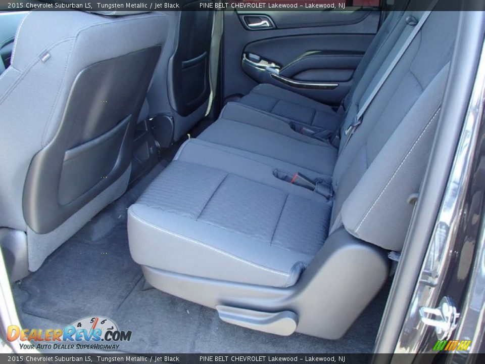 2015 Chevrolet Suburban LS Tungsten Metallic / Jet Black Photo #4