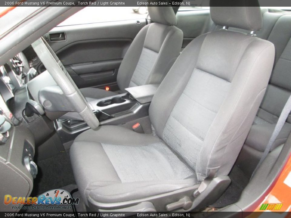 2006 Ford Mustang V6 Premium Coupe Torch Red / Light Graphite Photo #12