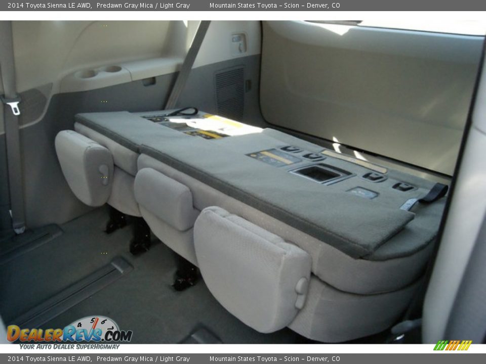 2014 Toyota Sienna LE AWD Predawn Gray Mica / Light Gray Photo #7