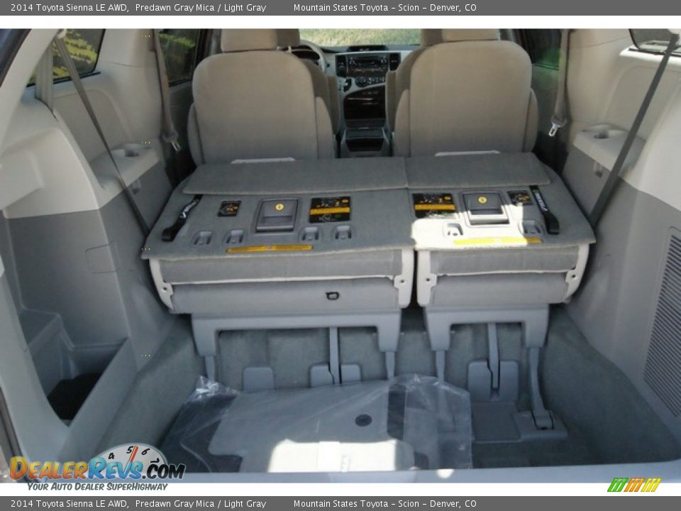 2014 Toyota Sienna LE AWD Predawn Gray Mica / Light Gray Photo #9