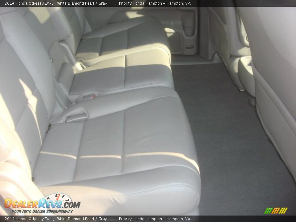 2014 Honda Odyssey EX-L White Diamond Pearl / Gray Photo #15