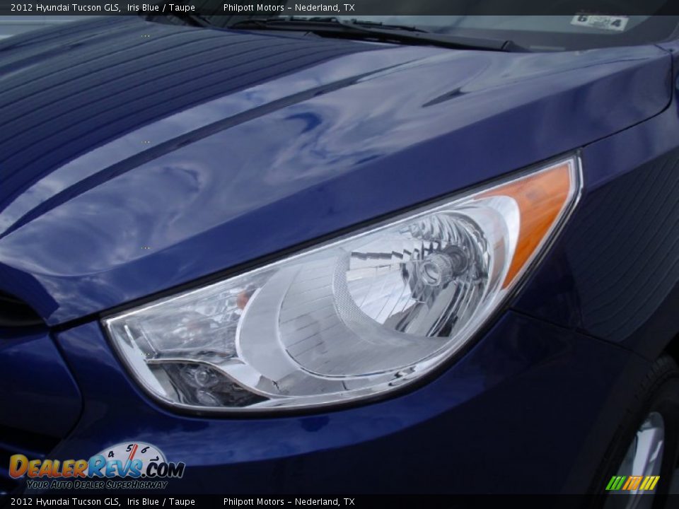 2012 Hyundai Tucson GLS Iris Blue / Taupe Photo #10