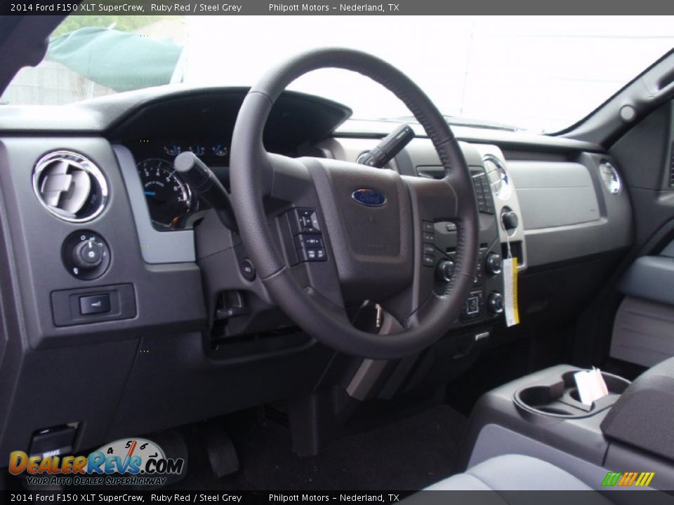 2014 Ford F150 XLT SuperCrew Ruby Red / Steel Grey Photo #28