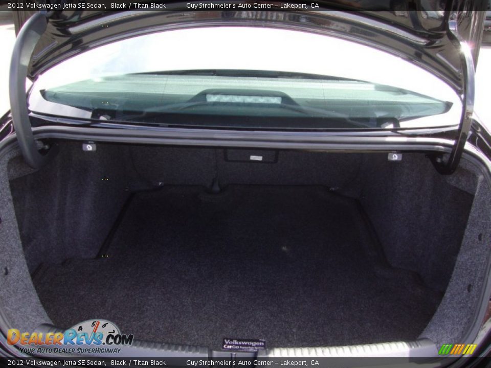 2012 Volkswagen Jetta SE Sedan Black / Titan Black Photo #24