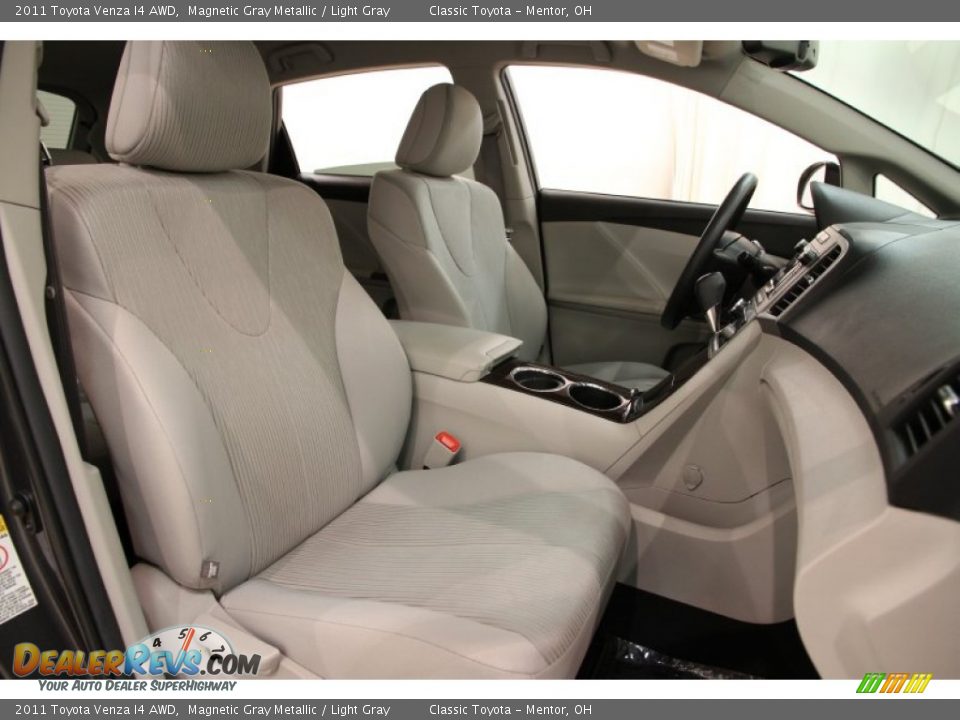 2011 Toyota Venza I4 AWD Magnetic Gray Metallic / Light Gray Photo #16