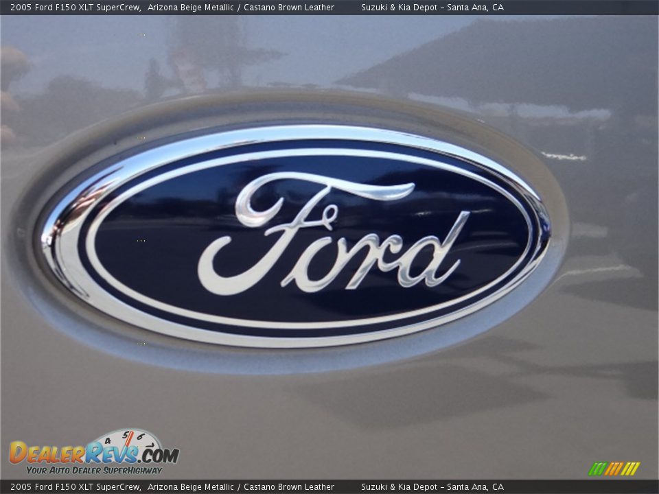 2005 Ford F150 XLT SuperCrew Arizona Beige Metallic / Castano Brown Leather Photo #9