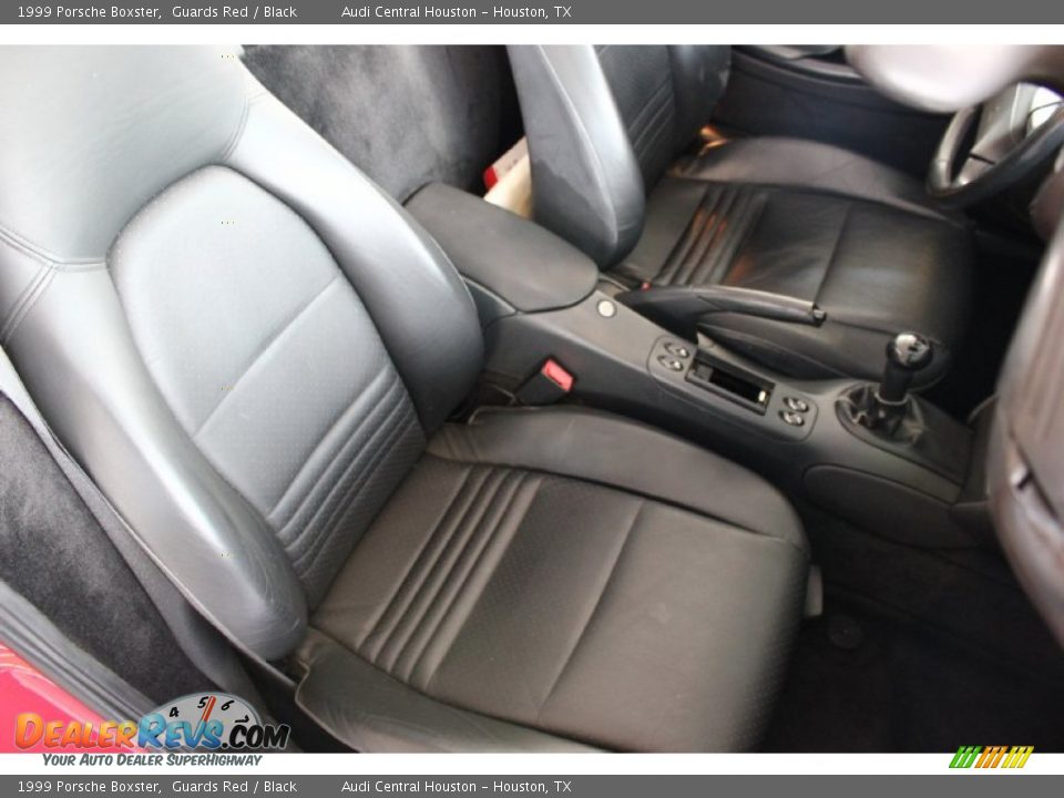 Front Seat of 1999 Porsche Boxster  Photo #29