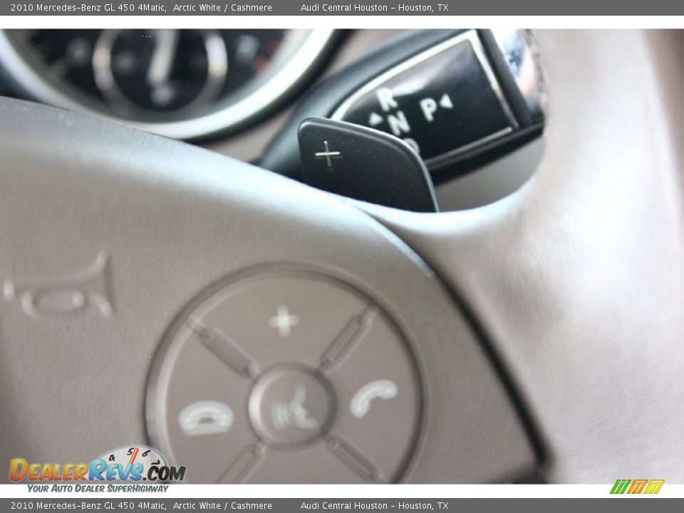 2010 Mercedes-Benz GL 450 4Matic Arctic White / Cashmere Photo #31