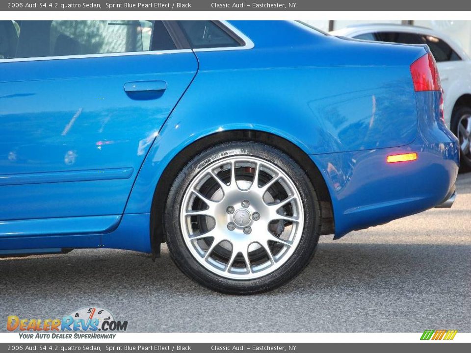 2006 Audi S4 4.2 quattro Sedan Sprint Blue Pearl Effect / Black Photo #12