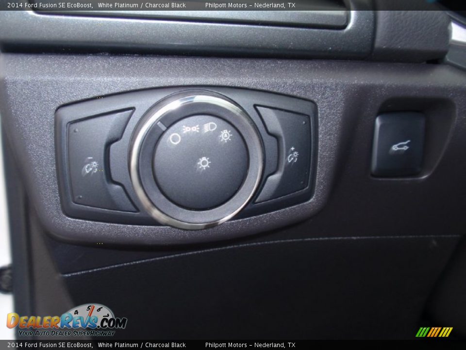 2014 Ford Fusion SE EcoBoost White Platinum / Charcoal Black Photo #33
