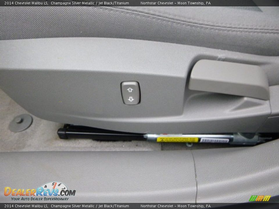 2014 Chevrolet Malibu LS Champagne Silver Metallic / Jet Black/Titanium Photo #15