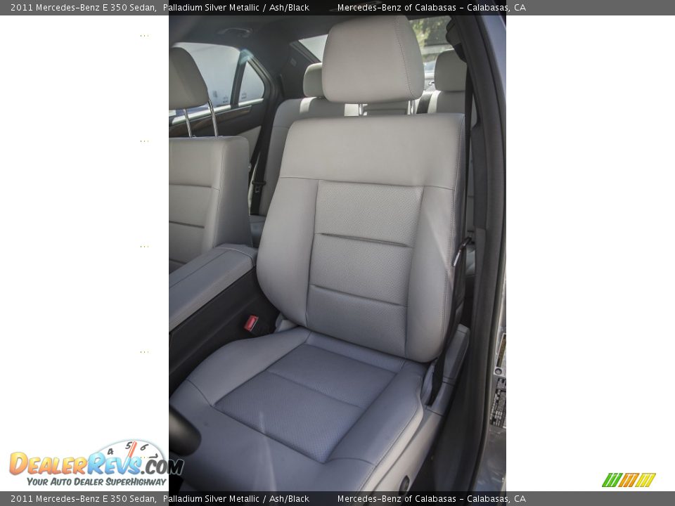 2011 Mercedes-Benz E 350 Sedan Palladium Silver Metallic / Ash/Black Photo #20