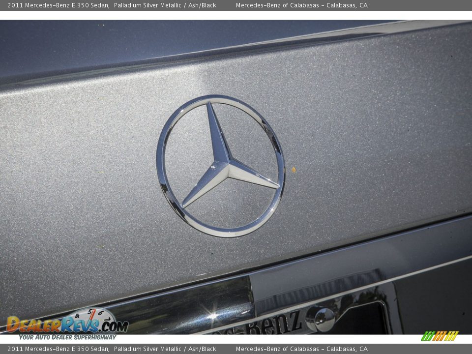 2011 Mercedes-Benz E 350 Sedan Palladium Silver Metallic / Ash/Black Photo #29