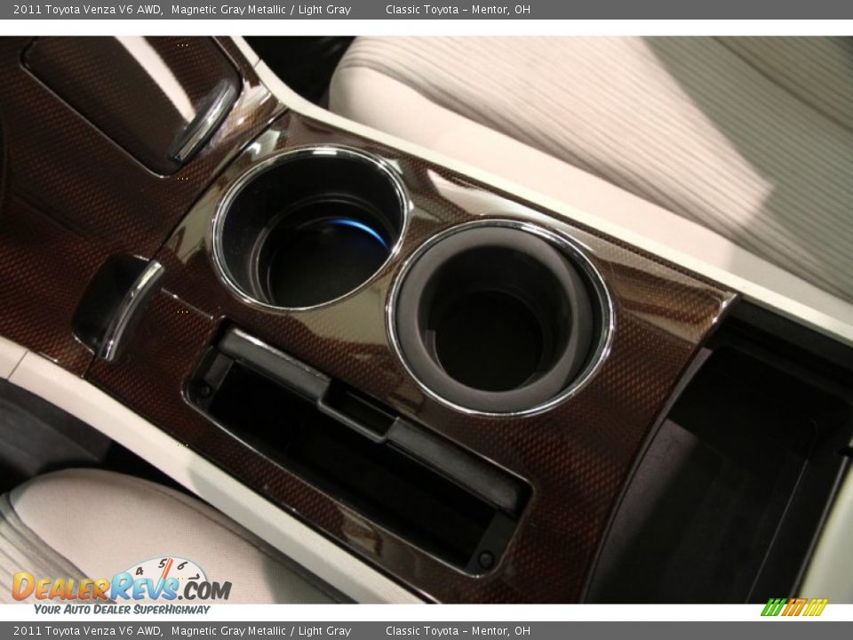 2011 Toyota Venza V6 AWD Magnetic Gray Metallic / Light Gray Photo #16