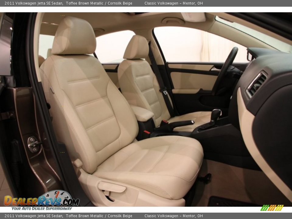 2011 Volkswagen Jetta SE Sedan Toffee Brown Metallic / Cornsilk Beige Photo #22