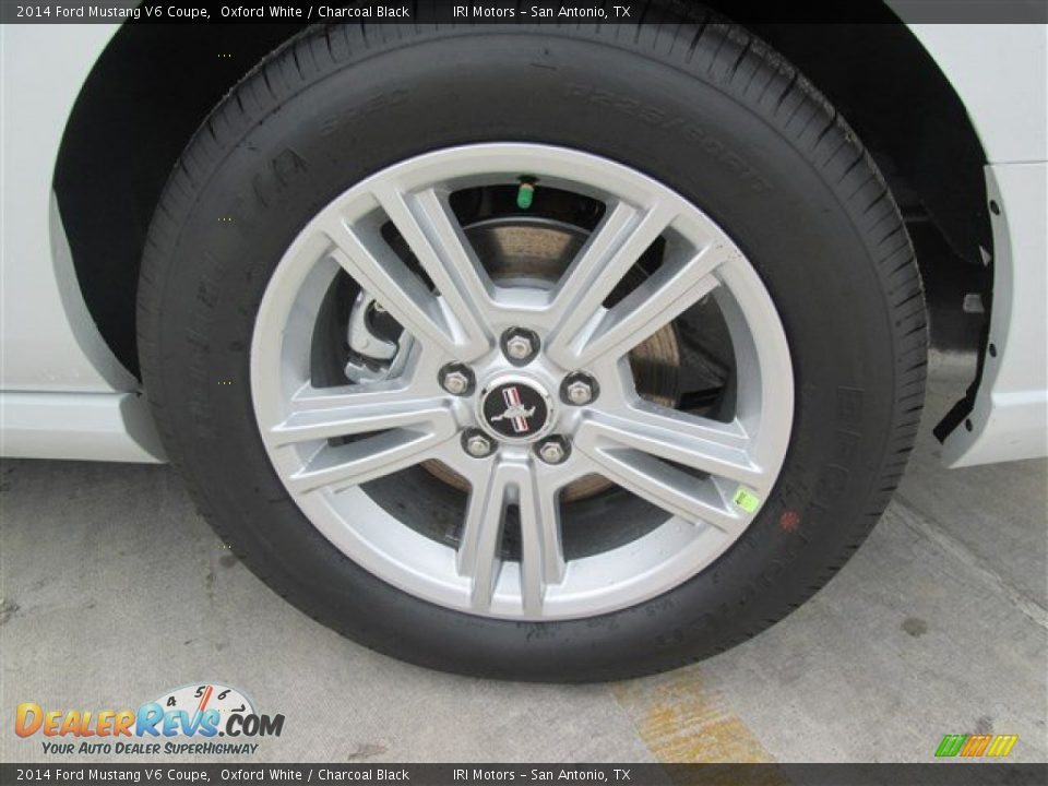 2014 Ford Mustang V6 Coupe Oxford White / Charcoal Black Photo #2