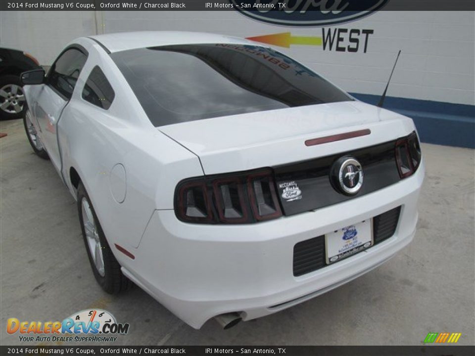 2014 Ford Mustang V6 Coupe Oxford White / Charcoal Black Photo #3