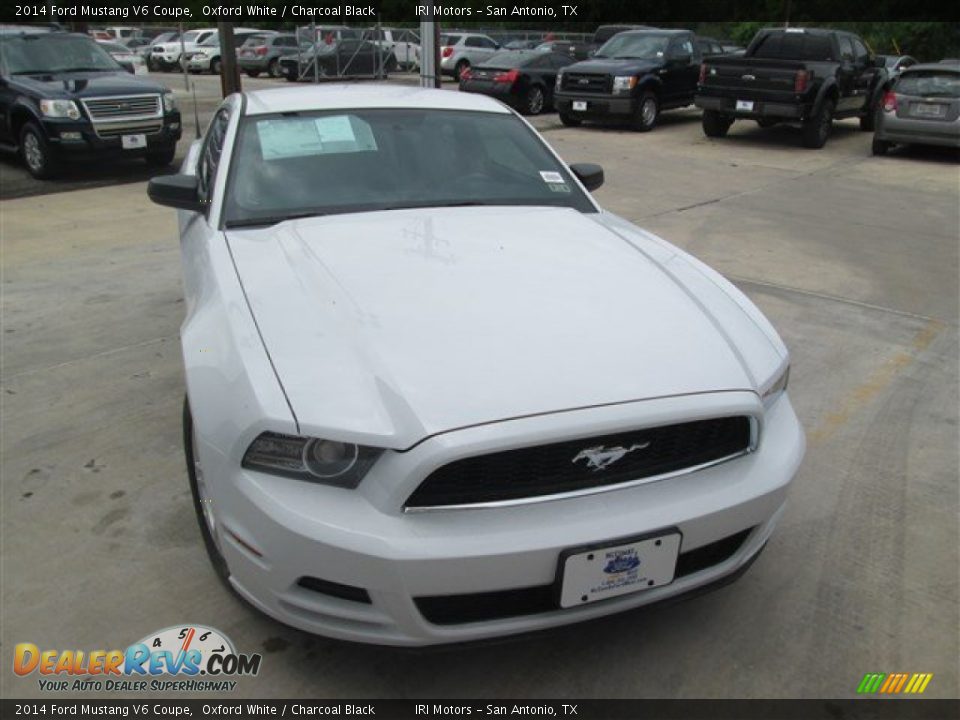 2014 Ford Mustang V6 Coupe Oxford White / Charcoal Black Photo #5