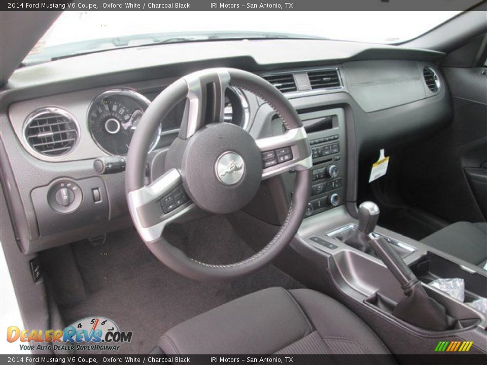 2014 Ford Mustang V6 Coupe Oxford White / Charcoal Black Photo #7