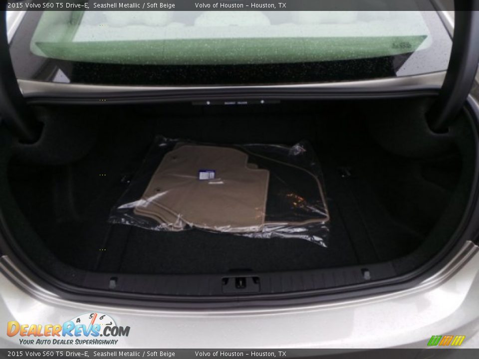 2015 Volvo S60 T5 Drive-E Seashell Metallic / Soft Beige Photo #26