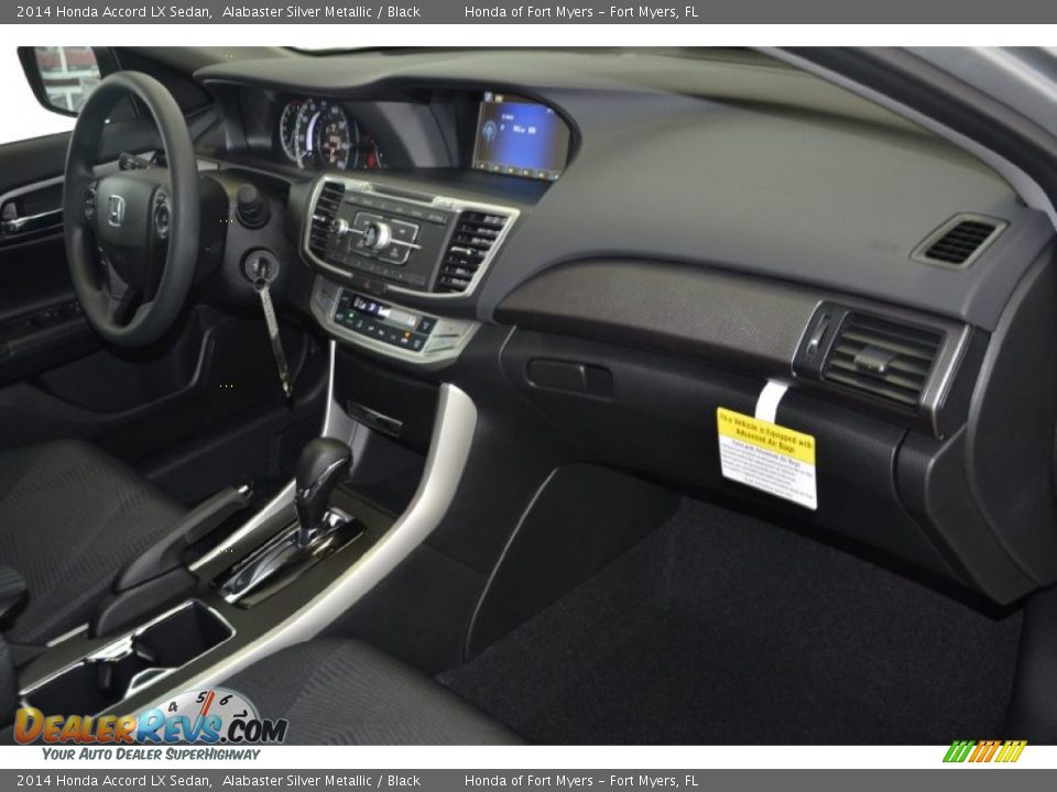 2014 Honda Accord LX Sedan Alabaster Silver Metallic / Black Photo #24
