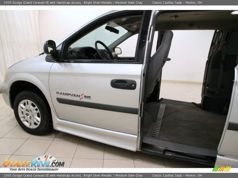 2005 Dodge Grand Caravan SE with Handicap Access Bright Silver Metallic / Medium Slate Gray Photo #16