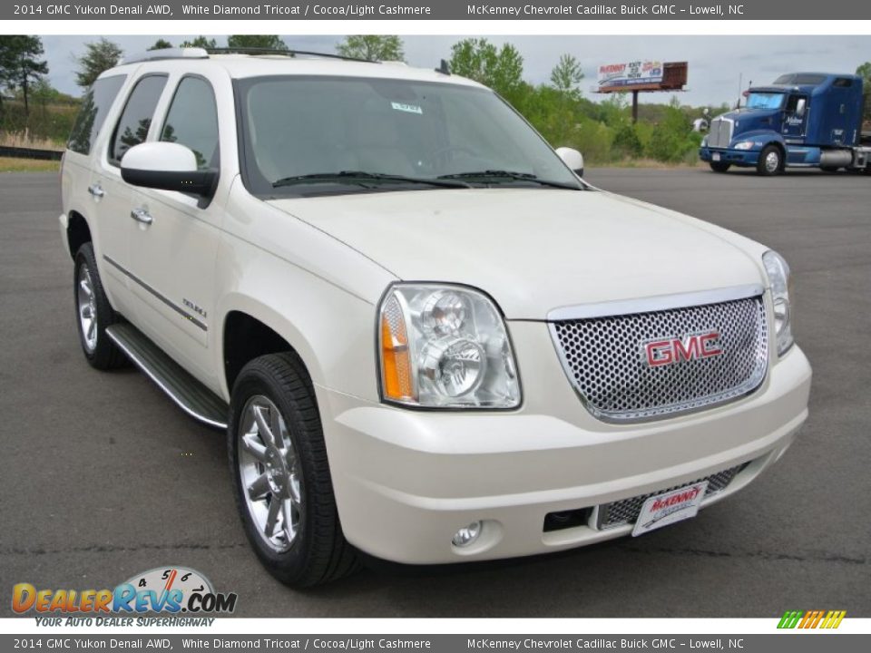 2014 GMC Yukon Denali AWD White Diamond Tricoat / Cocoa/Light Cashmere Photo #1