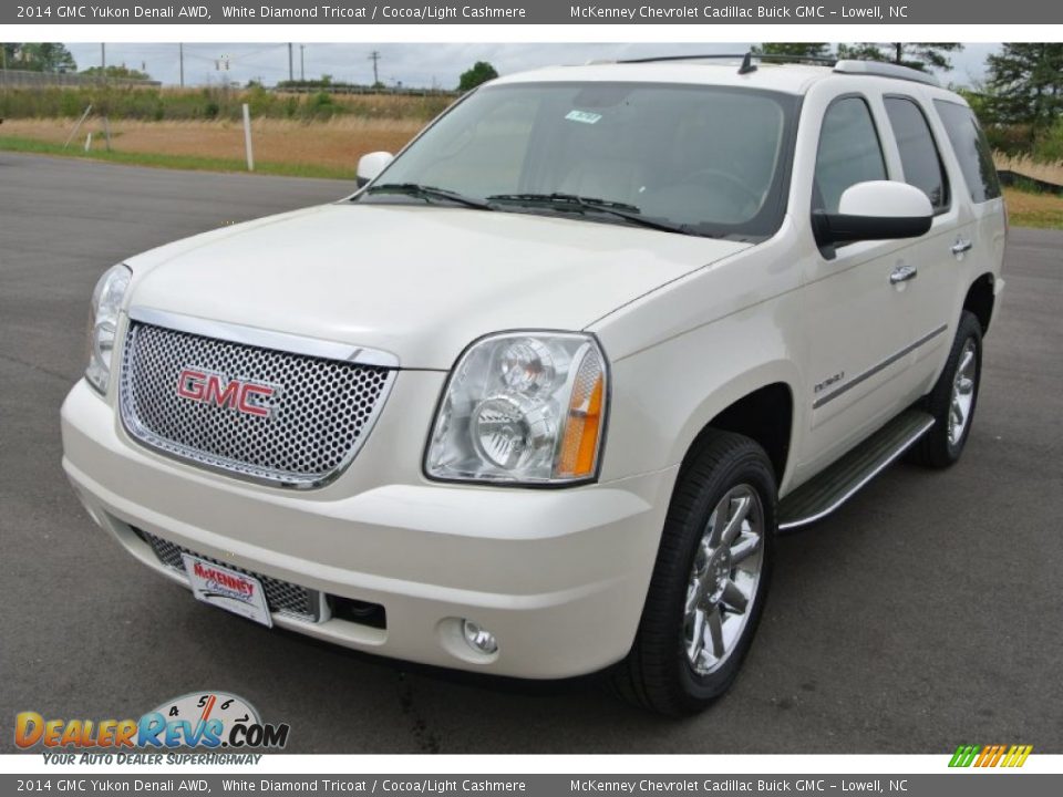 2014 GMC Yukon Denali AWD White Diamond Tricoat / Cocoa/Light Cashmere Photo #2