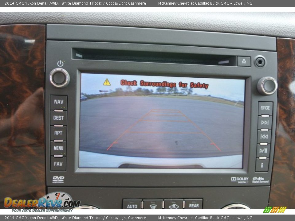 2014 GMC Yukon Denali AWD White Diamond Tricoat / Cocoa/Light Cashmere Photo #14