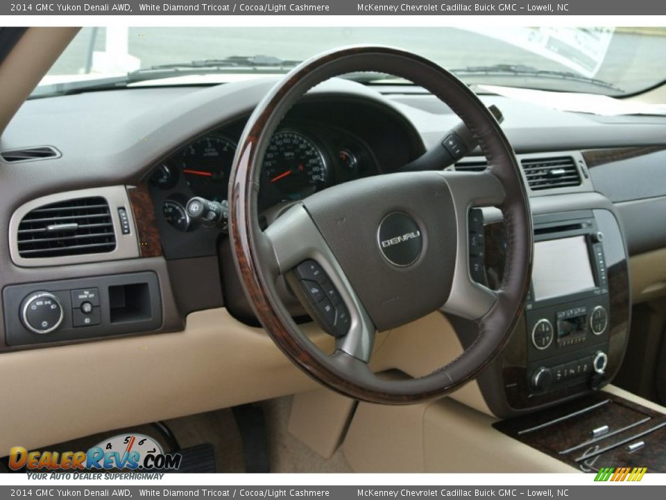 2014 GMC Yukon Denali AWD White Diamond Tricoat / Cocoa/Light Cashmere Photo #28