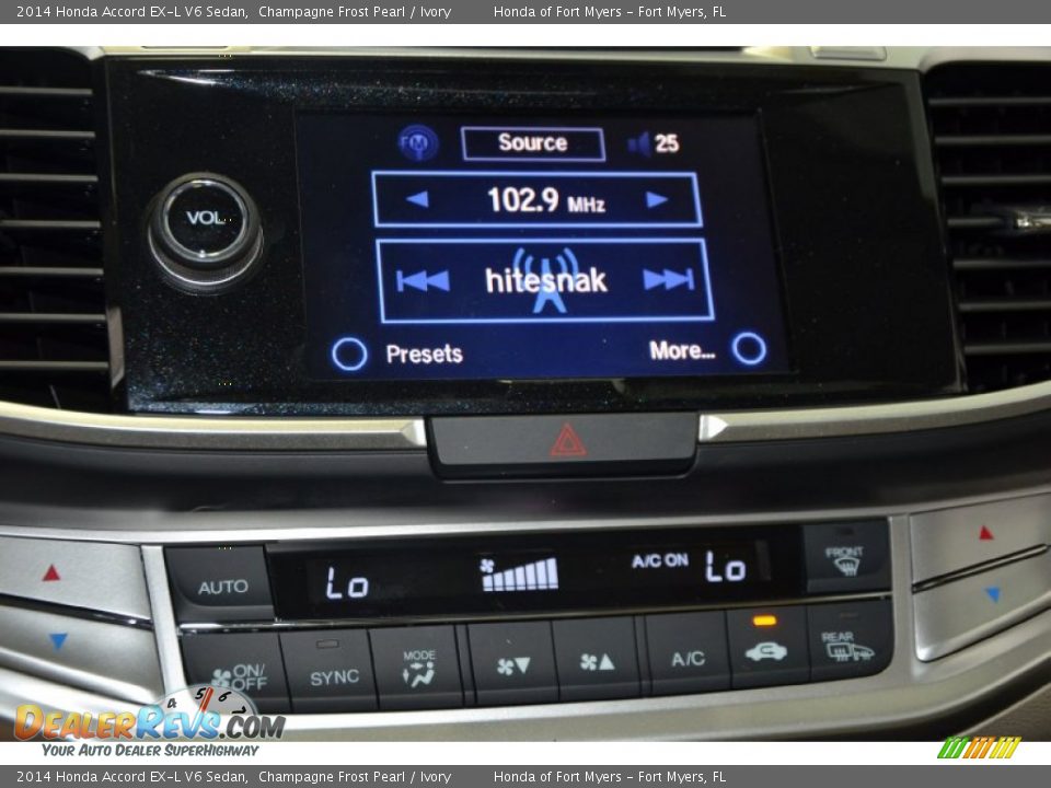 2014 Honda Accord EX-L V6 Sedan Champagne Frost Pearl / Ivory Photo #17