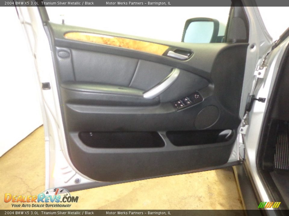 2004 BMW X5 3.0i Titanium Silver Metallic / Black Photo #19