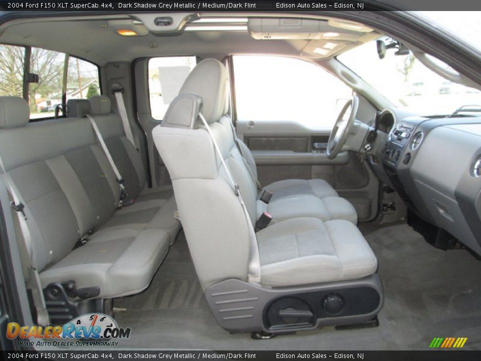 Front Seat of 2004 Ford F150 XLT SuperCab 4x4 Photo #15