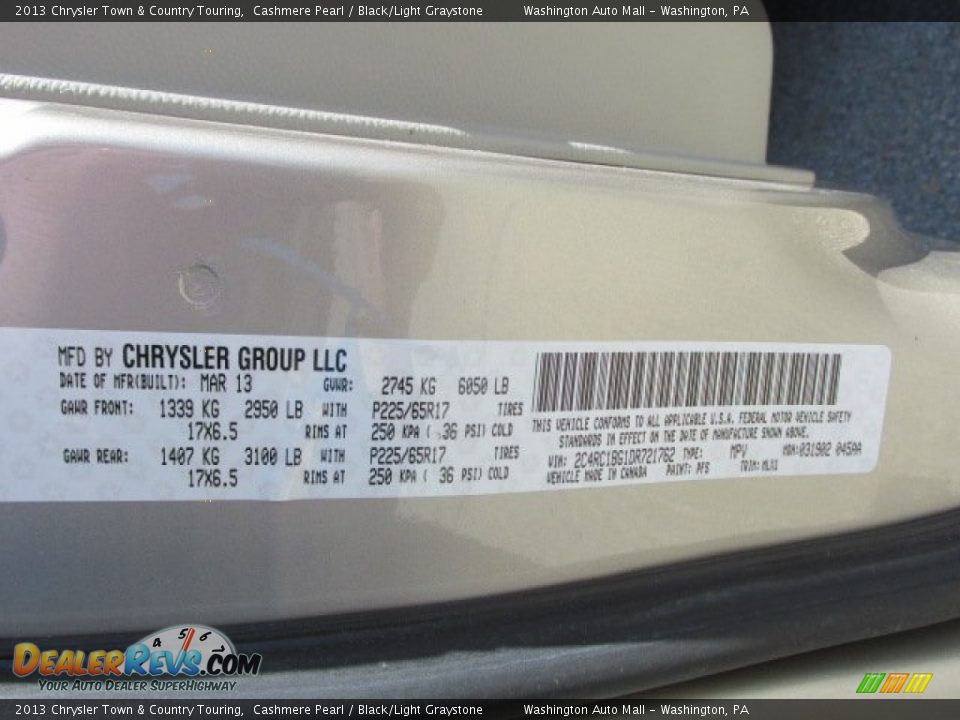 2013 Chrysler Town & Country Touring Cashmere Pearl / Black/Light Graystone Photo #19