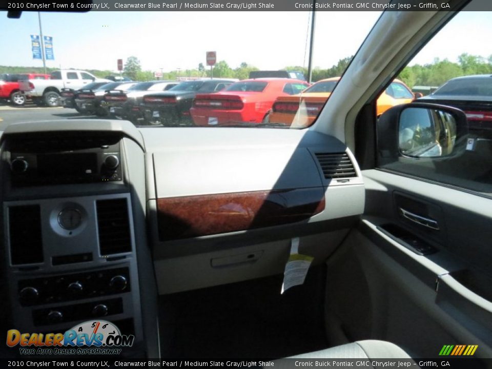 2010 Chrysler Town & Country LX Clearwater Blue Pearl / Medium Slate Gray/Light Shale Photo #18