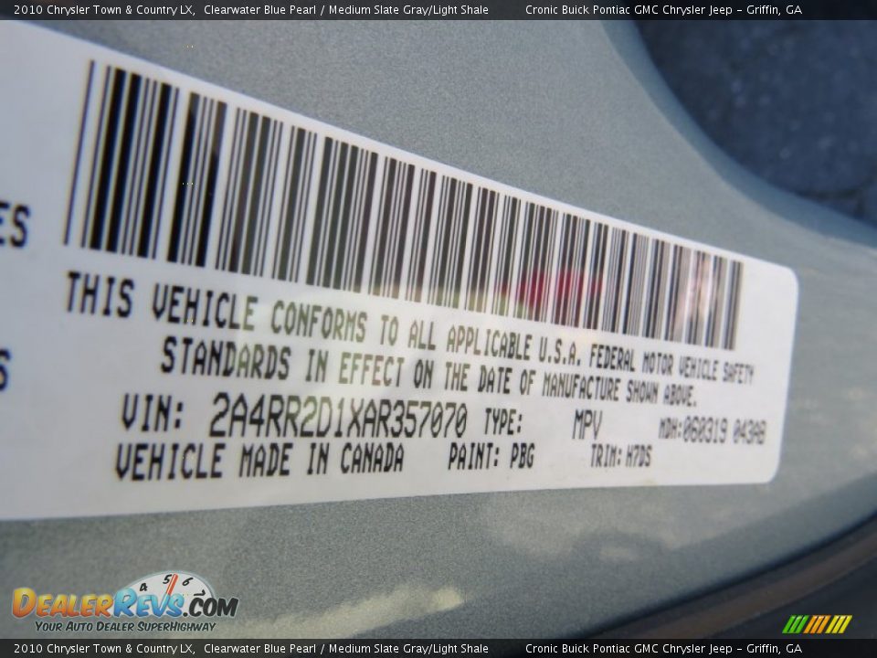 2010 Chrysler Town & Country LX Clearwater Blue Pearl / Medium Slate Gray/Light Shale Photo #26