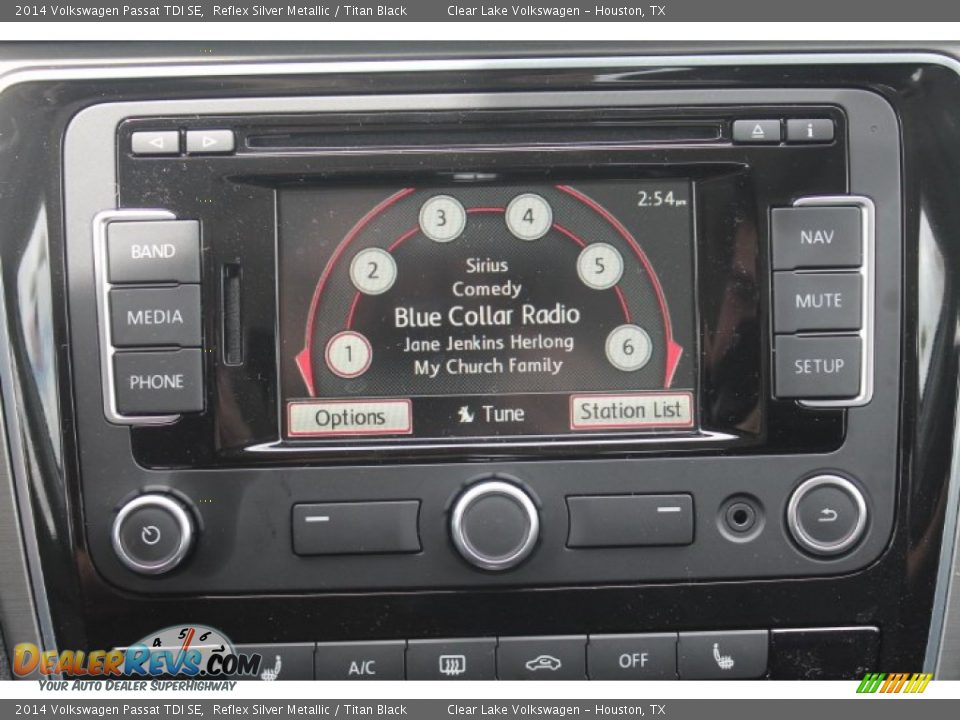 2014 Volkswagen Passat TDI SE Reflex Silver Metallic / Titan Black Photo #15