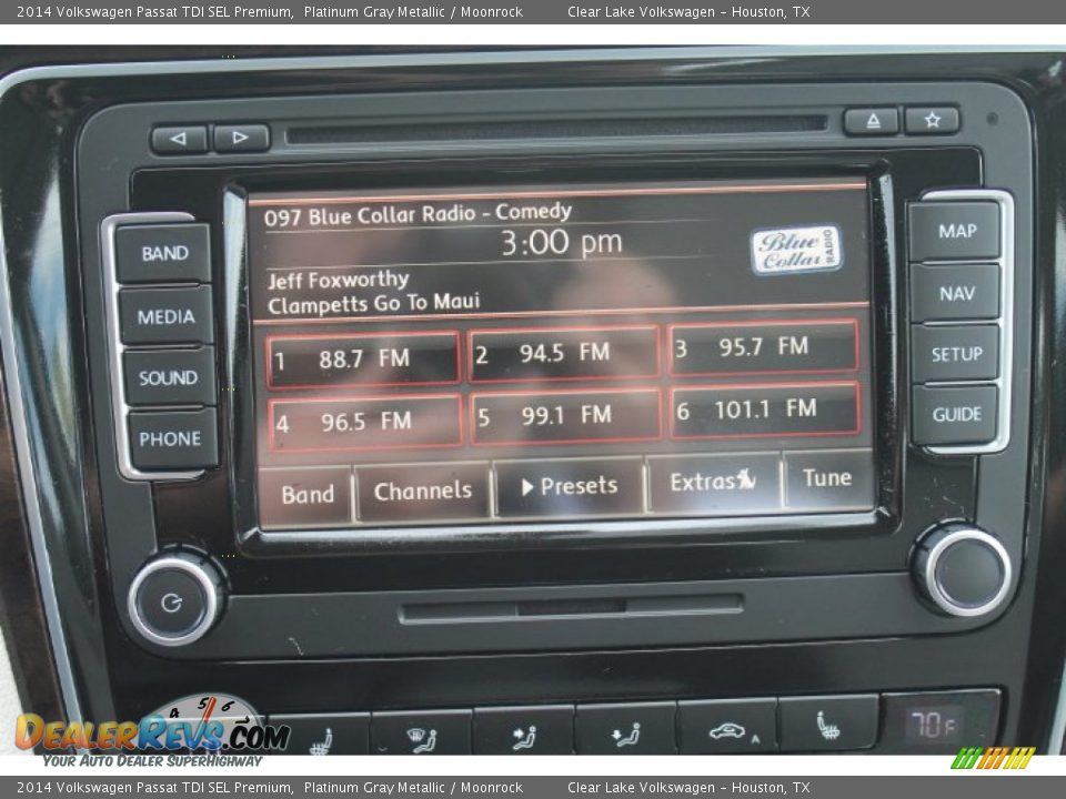 2014 Volkswagen Passat TDI SEL Premium Platinum Gray Metallic / Moonrock Photo #16
