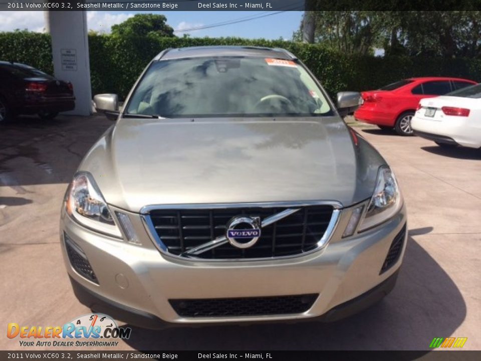 2011 Volvo XC60 3.2 Seashell Metallic / Sandstone Beige Photo #8