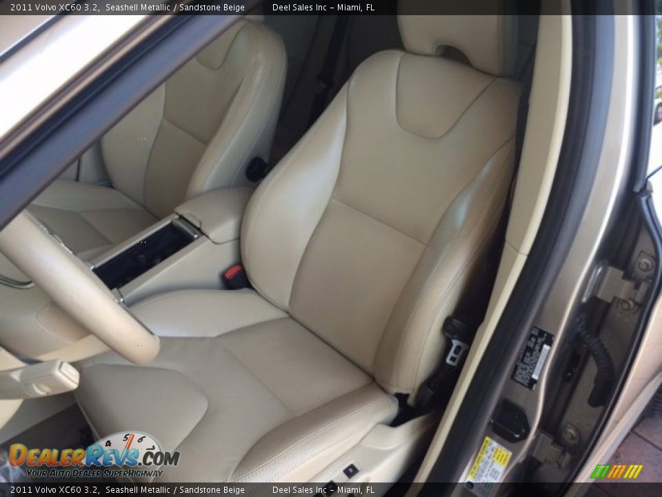 2011 Volvo XC60 3.2 Seashell Metallic / Sandstone Beige Photo #9