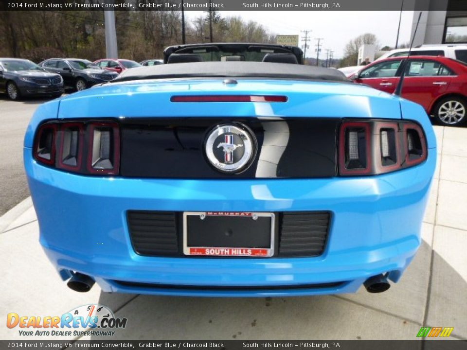 2014 Ford Mustang V6 Premium Convertible Grabber Blue / Charcoal Black Photo #4