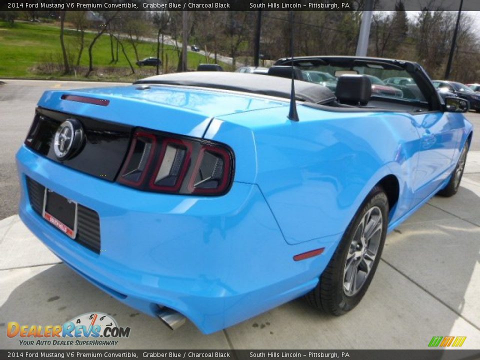 2014 Ford Mustang V6 Premium Convertible Grabber Blue / Charcoal Black Photo #5