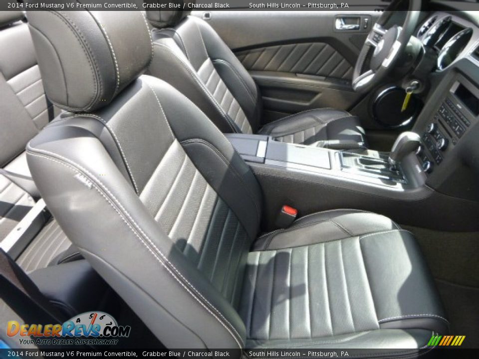2014 Ford Mustang V6 Premium Convertible Grabber Blue / Charcoal Black Photo #10